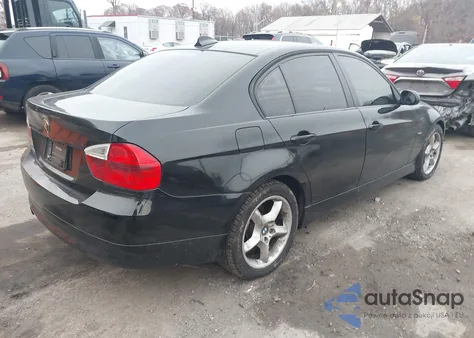 2006 BMW 325Xi z USA, uszkodzony, nr VIN WBAVD13576KV11027